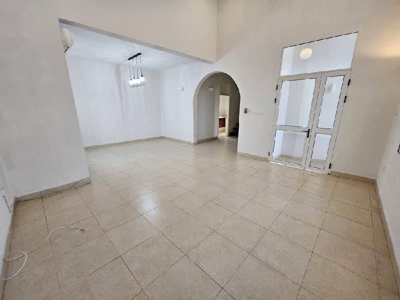 Grand appartement en location à Ngaliema - 3 chambres avec piscine - Image 2