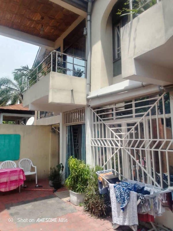 Villa R+1 de 4 chambres à Ngaliema Macampagne - Image 3