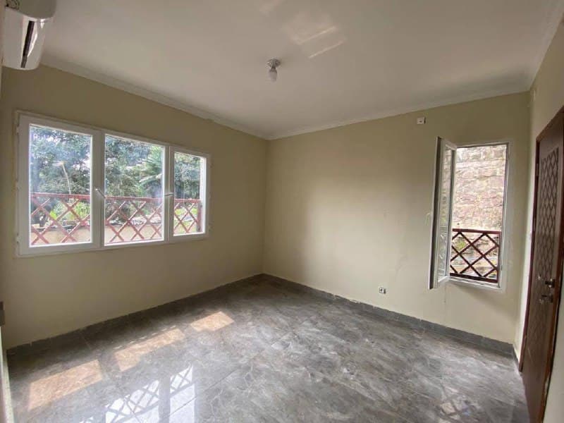 Appartement 3 chambres en location à Ngaliema, Kinshasa - Image 2