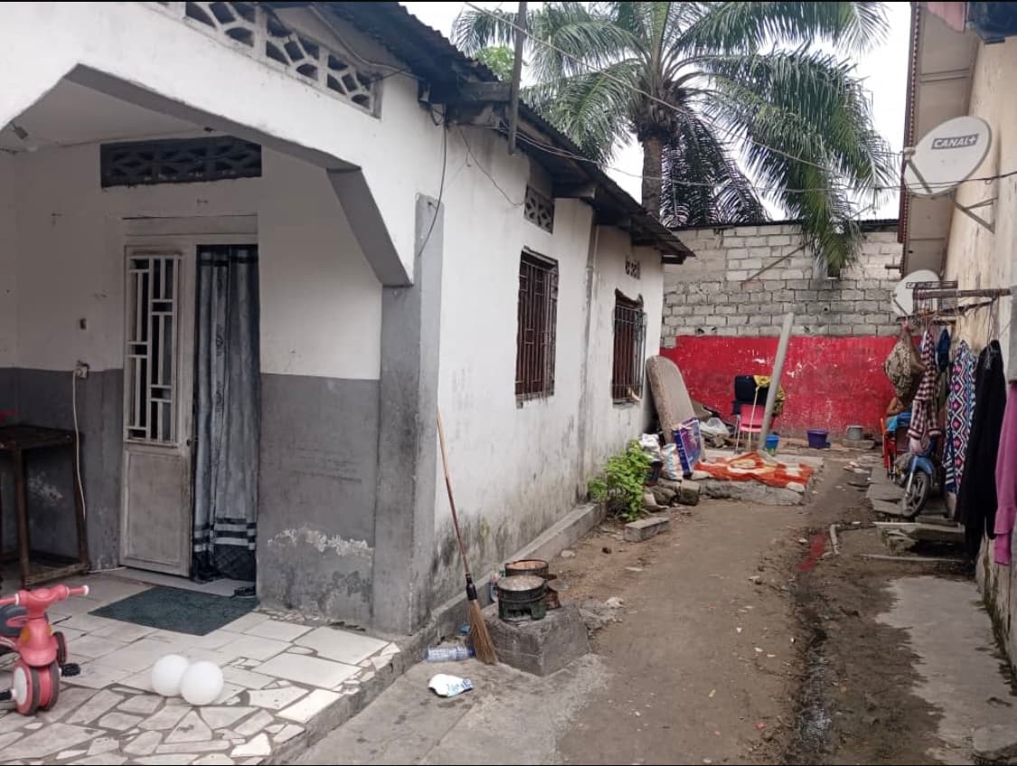 Appartement à louer - 62 m² - Rue Cannas, Mombele - Image 2