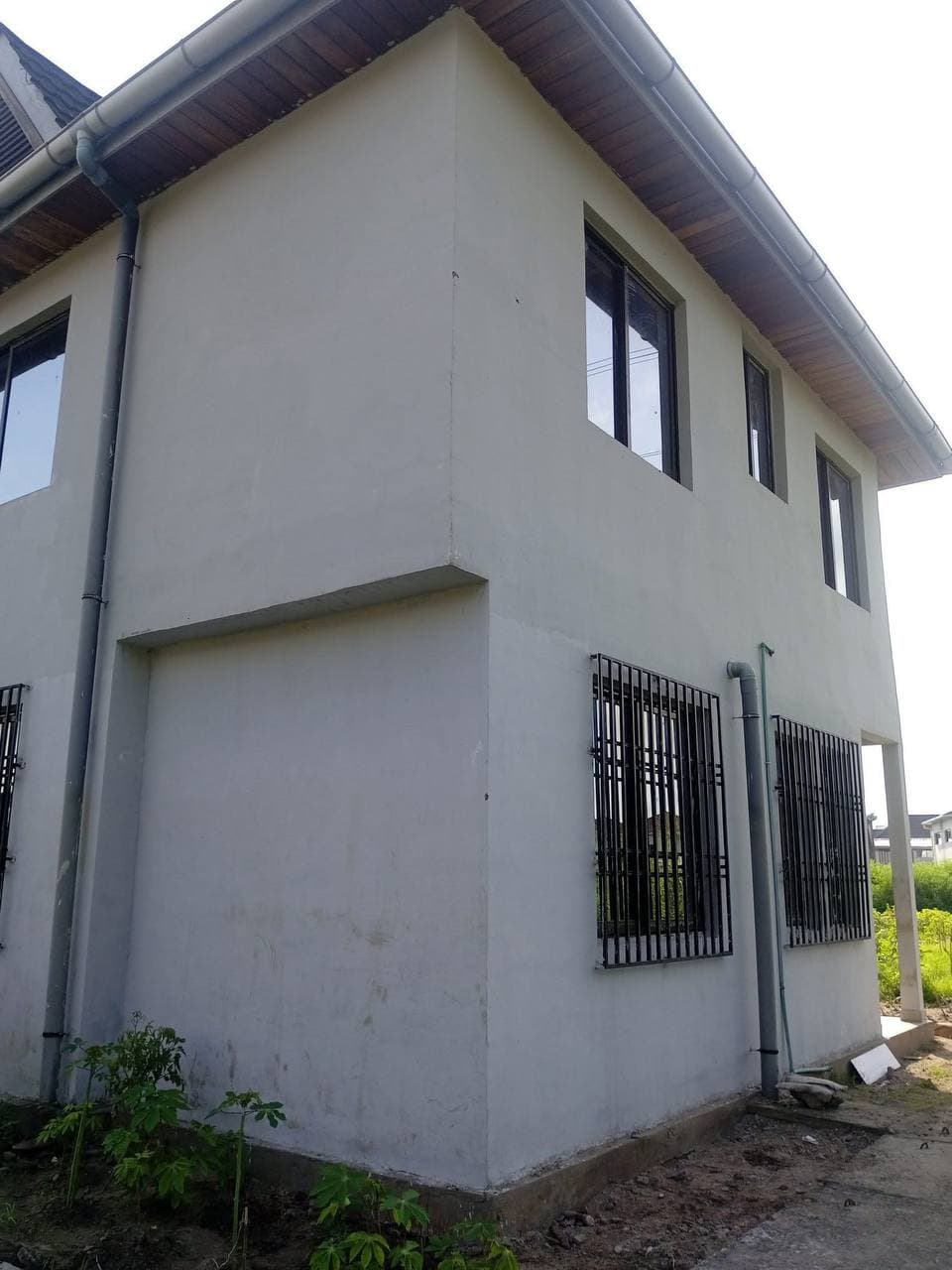 Maison 5 chambres à louer à Montngafula - Image 2