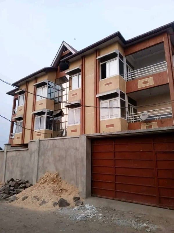 Appartement haut standing 3 chambres avec parking sécurisé